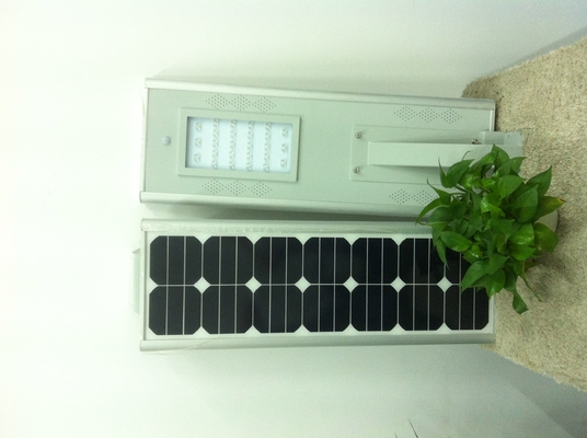 el jardín accionado solar inteligente 25w enciende el panel solar polivinílico de la eficacia alta